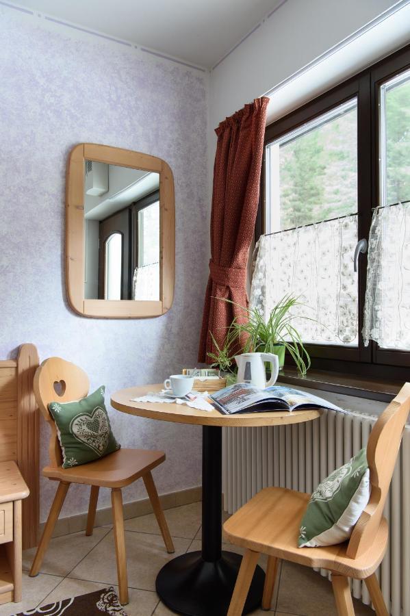 Hotel Garni Roberta Malga Ciapela Εξωτερικό φωτογραφία